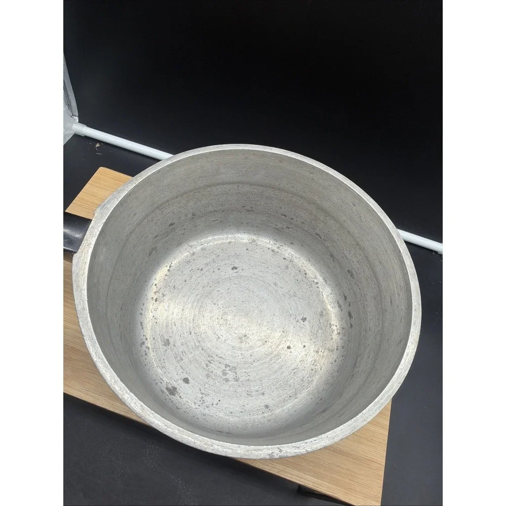 VTG Club Aluminum Turquoise Teal Aqua blue Sauce Pan With Lid 7
